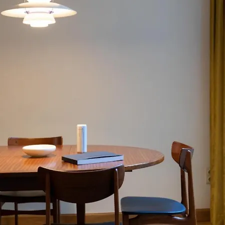 Pauline Loveling With Quiet Garden And 2 Bathrooms Apartment *
